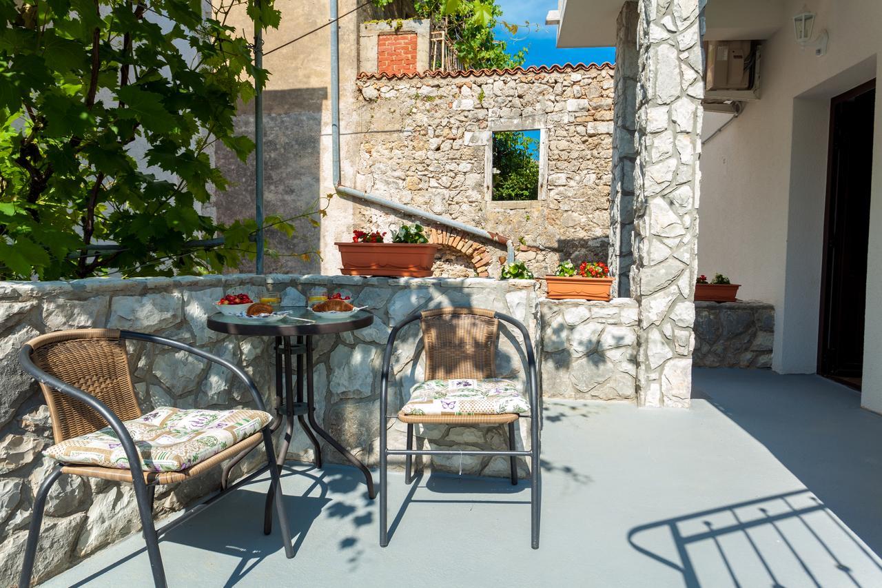 Apartment Placido Krk Krk Town Luaran gambar