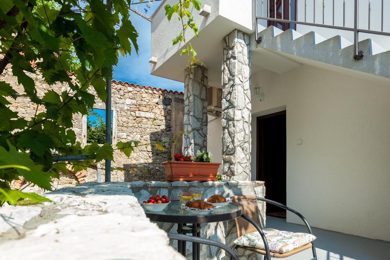 Apartment Placido Krk Krk Town Luaran gambar